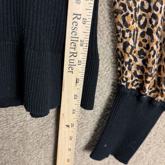 DKNY Sweater Top Womens Large L Black/Cheetah Repeat Ribbed Puff Shoulder V Neck - Picture 6 of 10